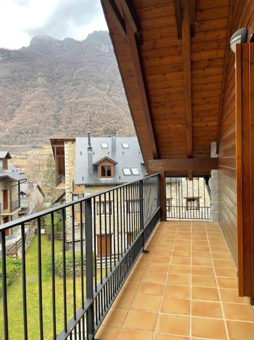 Apartamento Duplex En Benasque Anciles Екстериор снимка