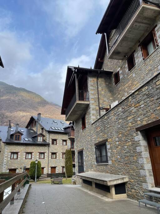 Apartamento Duplex En Benasque Anciles Екстериор снимка